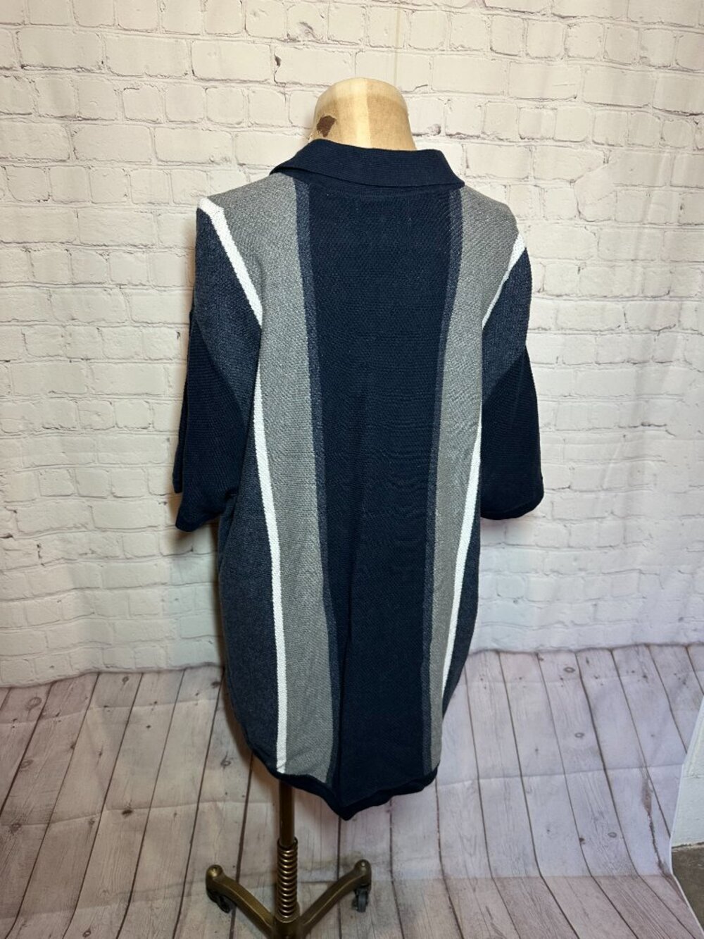 Mens Knit Sweater Blue and Gray Button-up Short Sleeve Size XL Old Navy - Picture 4 of 4